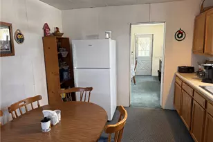 515 W 3rd St, Uhrichsville, OH 44683 - Photo 5