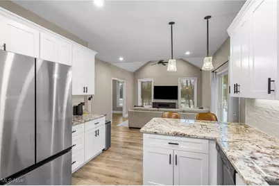 39600 Aurora Road, Solon, OH 44139 - Photo 17