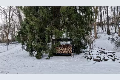 106 Maplecrest Street SW, North Canton, OH 44720 - Photo 35