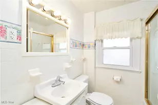 305 Hayes Ave, Cuyahoga Falls, OH 44221 - Photo 13