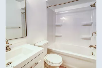 33803 Electric Boulevard #E-10, Avon Lake, OH 44012 - Photo 21