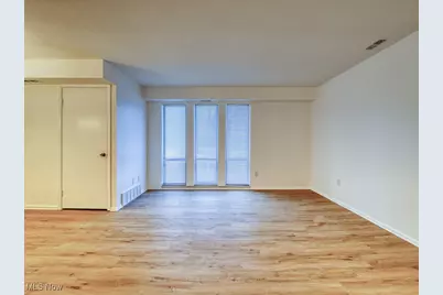 33803 Electric Boulevard #E-10, Avon Lake, OH 44012 - Photo 13