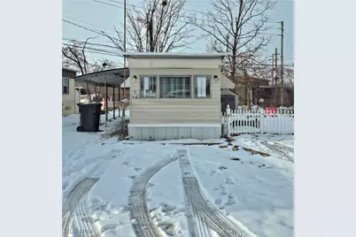 30335 Euclid Avenue #40, Wickliffe, OH 44092 - Photo 1