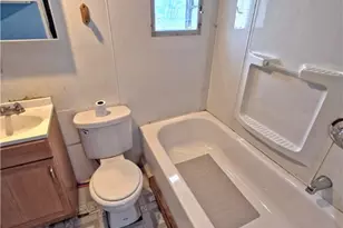 30335 Euclid Ave, Wickliffe, OH 44092 - Photo 7