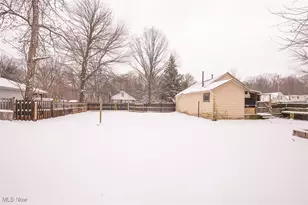 903 Oakwood Blvd, Painesville, OH 44077 - Photo 7