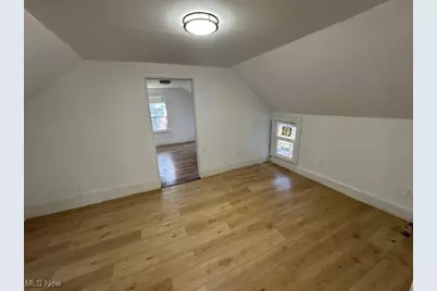 348 11th Avenue, Elyria, OH 44035 - Photo 9