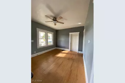 6108 Gateway Boulevard S, Elyria, OH 44035 - Photo 5