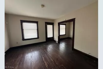 5295 Harvard Avenue, Newburgh Heights, OH 44105 - Photo 15