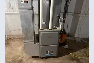 2243 Bellfield Avenue, Cleveland Heights, OH 44106 - Photo 13