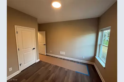 14956 Carol Drive, Maple Heights, OH 44137 - Photo 9