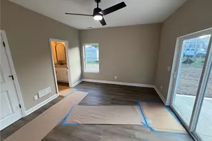 14956 Carol Dr, Maple Heights, OH 44137 - Photo 5