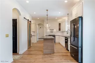 3595 Vineyard Ave NW, Canton, OH 44708 - Photo 5