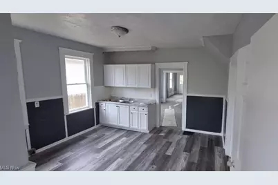 3124 W 11th Place, Loveland, OH 44109 - Photo 3