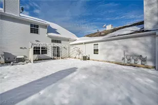 7568 Monterey Bay, Mentor on the Lake, OH 44060 - Photo 37