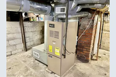 404 Viaduct Street, Conneaut, OH 44030 - Photo 29