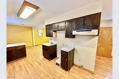 404 Viaduct Street, Conneaut, OH 44030 - Photo 5