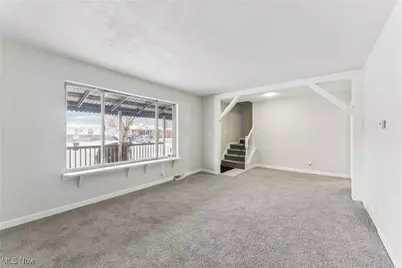 848 Jamestown Avenue, Elyria, OH 44035 - Photo 11