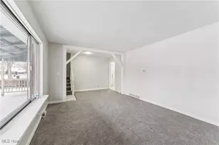 848 Jamestown Ave, Elyria, OH 44035 - Photo 7