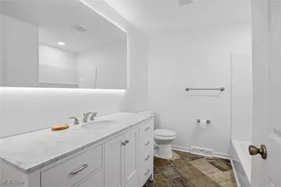 1549 W Sprague Road, Grandview Heights, OH 44147 - Photo 25