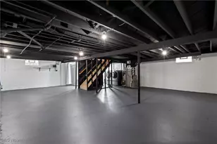 581 Stanley Rd, Akron, OH 44312 - Photo 23