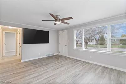 581 Stanley Road, Akron, OH 44312 - Photo 5