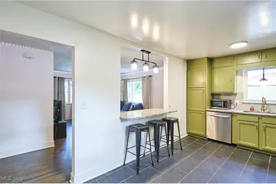 635 N Hawkins Avenue, Akron, OH 44313 - Photo 11