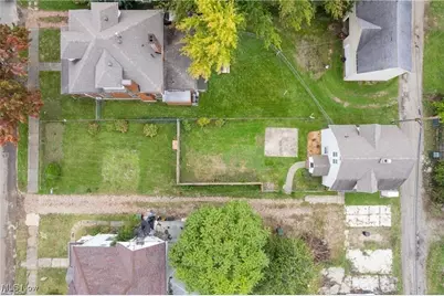 1227 Worley Avenue NW, Canton, OH 44703 - Photo 3