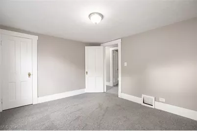 144 19th Street NW, Barberton, OH 44203 - Photo 15