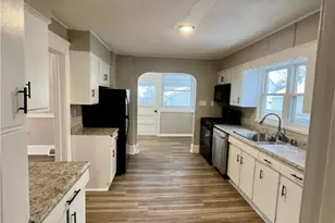 2110 12th St SW, Akron, OH 44314 - Photo 9