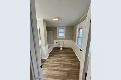2110 12th Street SW, Akron, OH 44314 - Photo 23