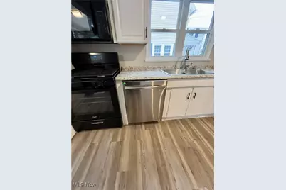 2110 12th Street SW, Akron, OH 44314 - Photo 13