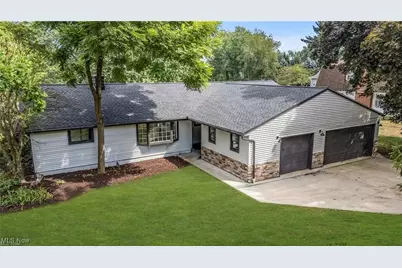 5550 West Boulevard NW, Canton, OH 44718 - Photo 1