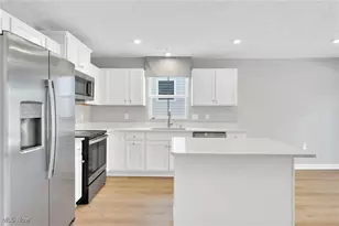 113 W Spring Dr, Elyria, OH 44035 - Photo 7