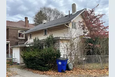 1413 Smithfield Street, East Liverpool, OH 43920 - Photo 3