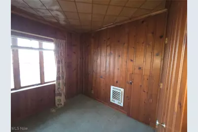 1413 Smithfield Street, East Liverpool, OH 43920 - Photo 13