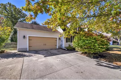 7292 Kenssington Drive, North Ridgeville, OH 44039 - Photo 3