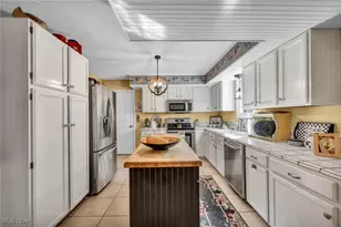 7292 Kenssington Dr, North Ridgeville, OH 44039 - Photo 11