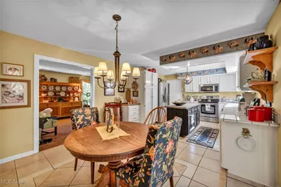 7292 Kenssington Drive, North Ridgeville, OH 44039 - Photo 15