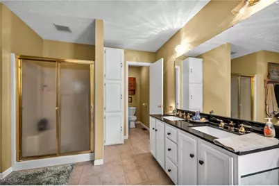 7292 Kenssington Drive, North Ridgeville, OH 44039 - Photo 25