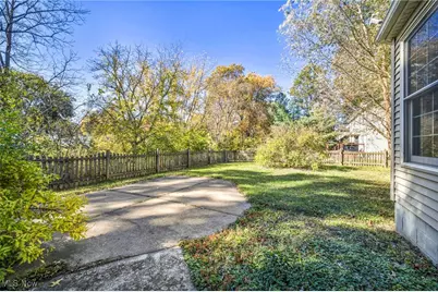 7292 Kenssington Drive, North Ridgeville, OH 44039 - Photo 9