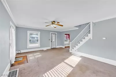 131 25th Street NW, Barberton, OH 44203 - Photo 5