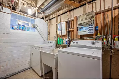 2105 Carabel Avenue, Oakwood, OH 44107 - Photo 31