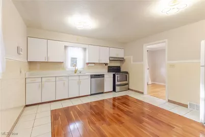 132 Capitol Drive, Weirton, WV 26062 - Photo 7