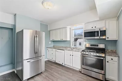 1453 Woodbirch Avenue, Akron, OH 44314 - Photo 9