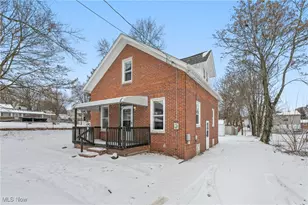 1453 Woodbirch Ave, Akron, OH 44314 - Photo 3