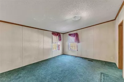 316 Railroad Street, Wellington, OH 44090 - Photo 29