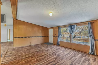 316 Railroad Street, Wellington, OH 44090 - Photo 25