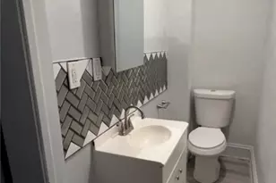 8801 Beckman Ave, Loveland, OH 44104 - Photo 5