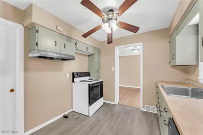 4693 Liberty Road, South Euclid, OH 44121 - Photo 13