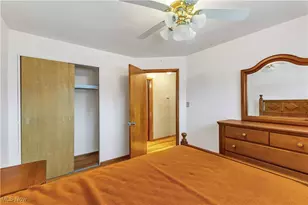 21250 Milan Ave, Euclid, OH 44119 - Photo 17